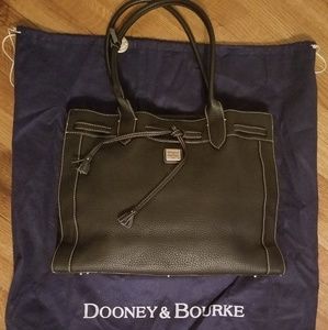 Dooney and Bourke tote